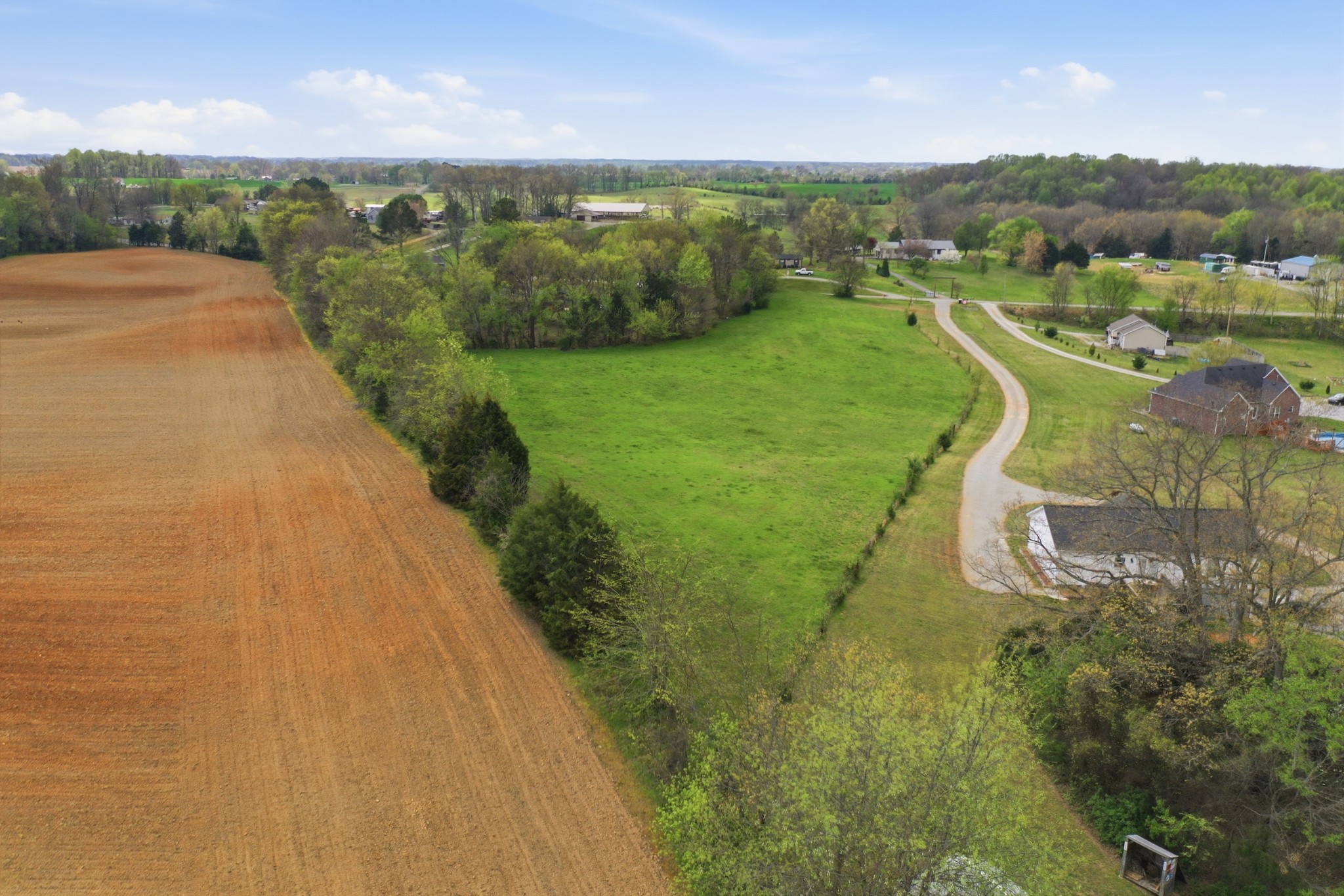 6483 Highway 161 Springfield TN 37172