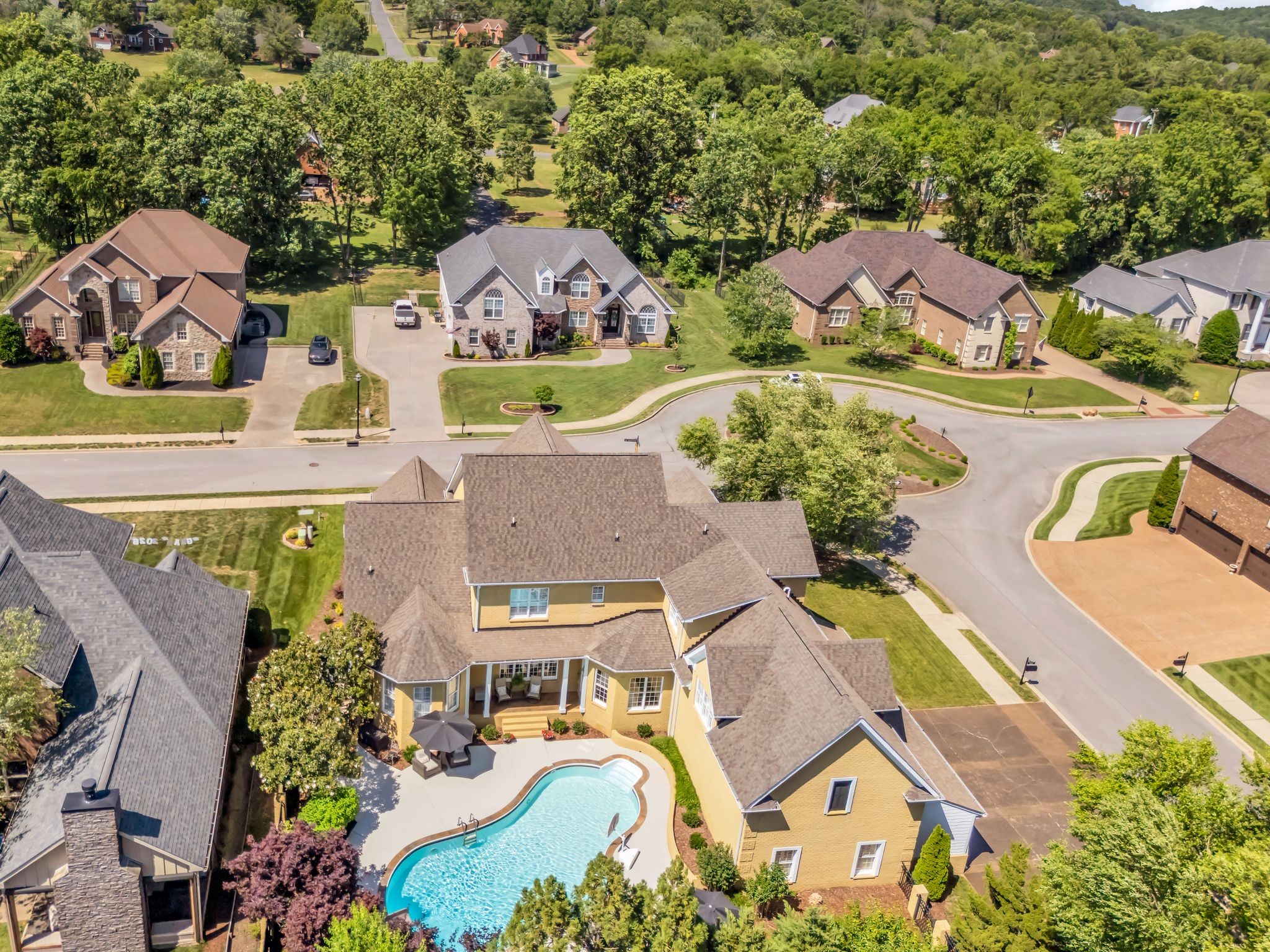 1011 Harlequin Boulevard Hendersonville TN 37075