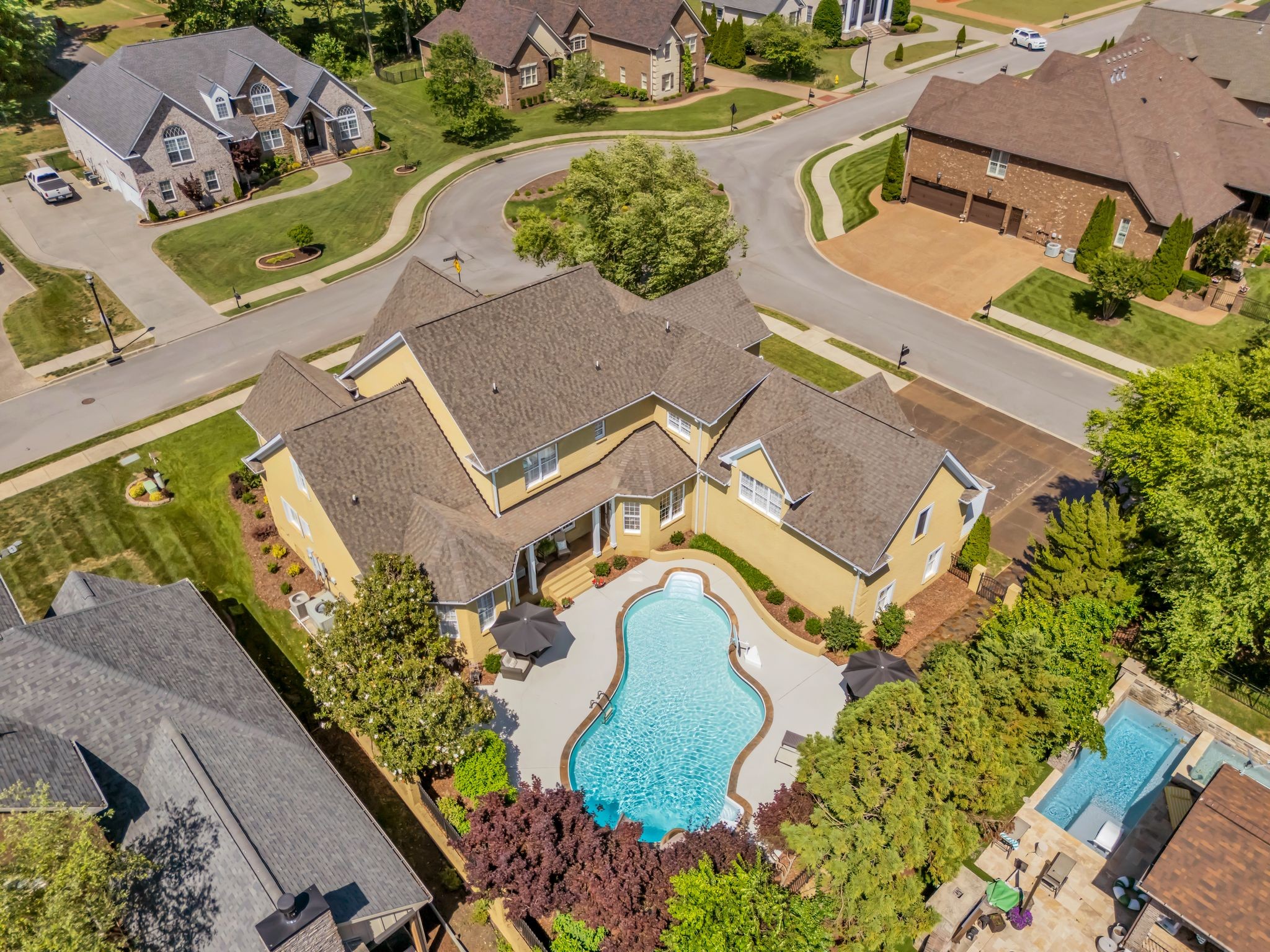 1011 Harlequin Boulevard Hendersonville TN 37075