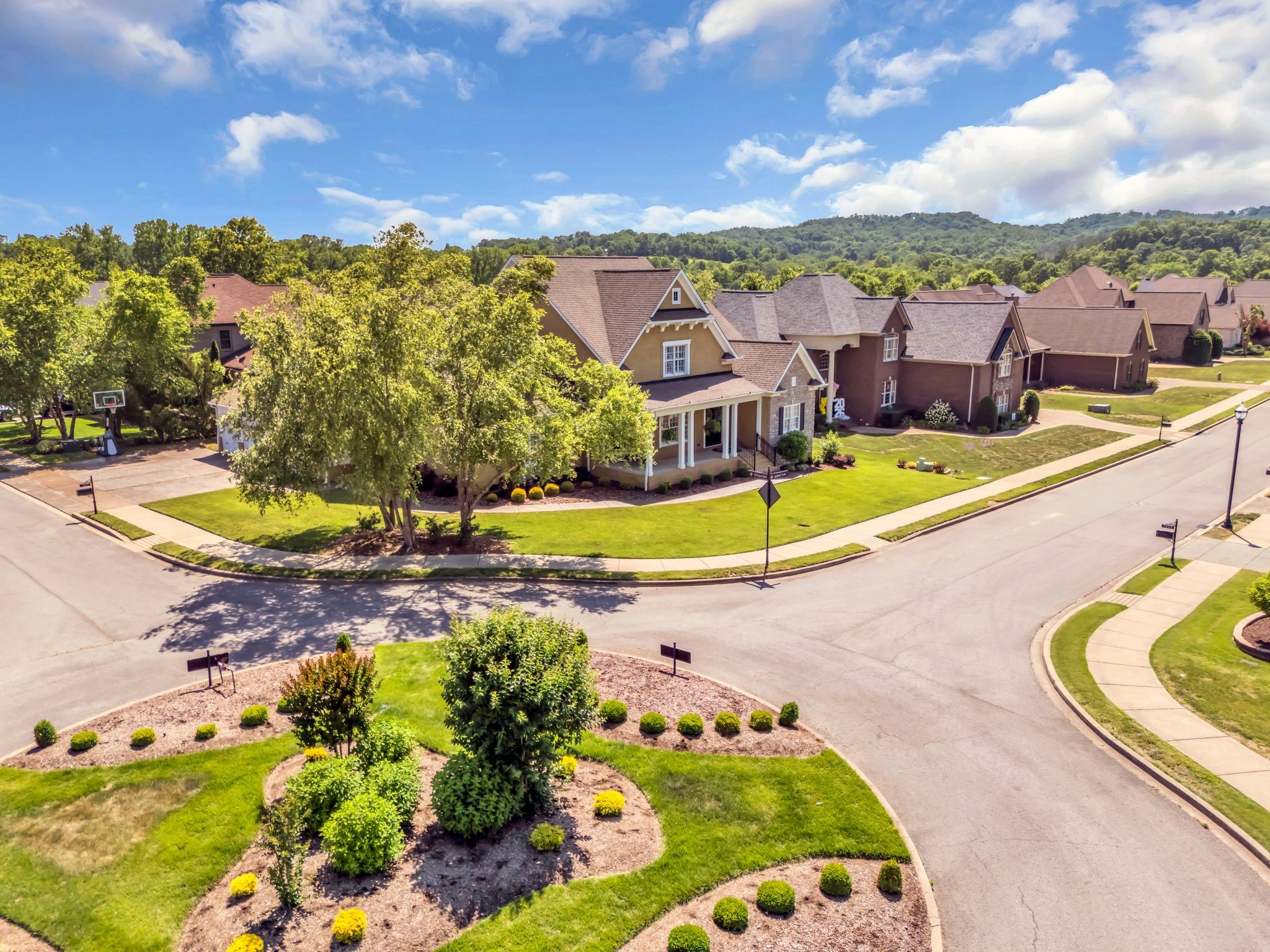 1011 Harlequin Boulevard Hendersonville TN 37075