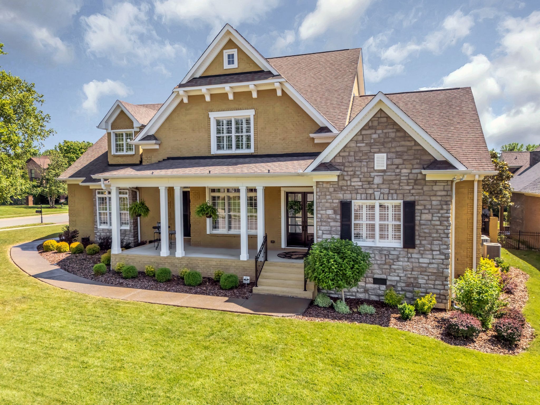 1011 Harlequin Boulevard Hendersonville TN 37075