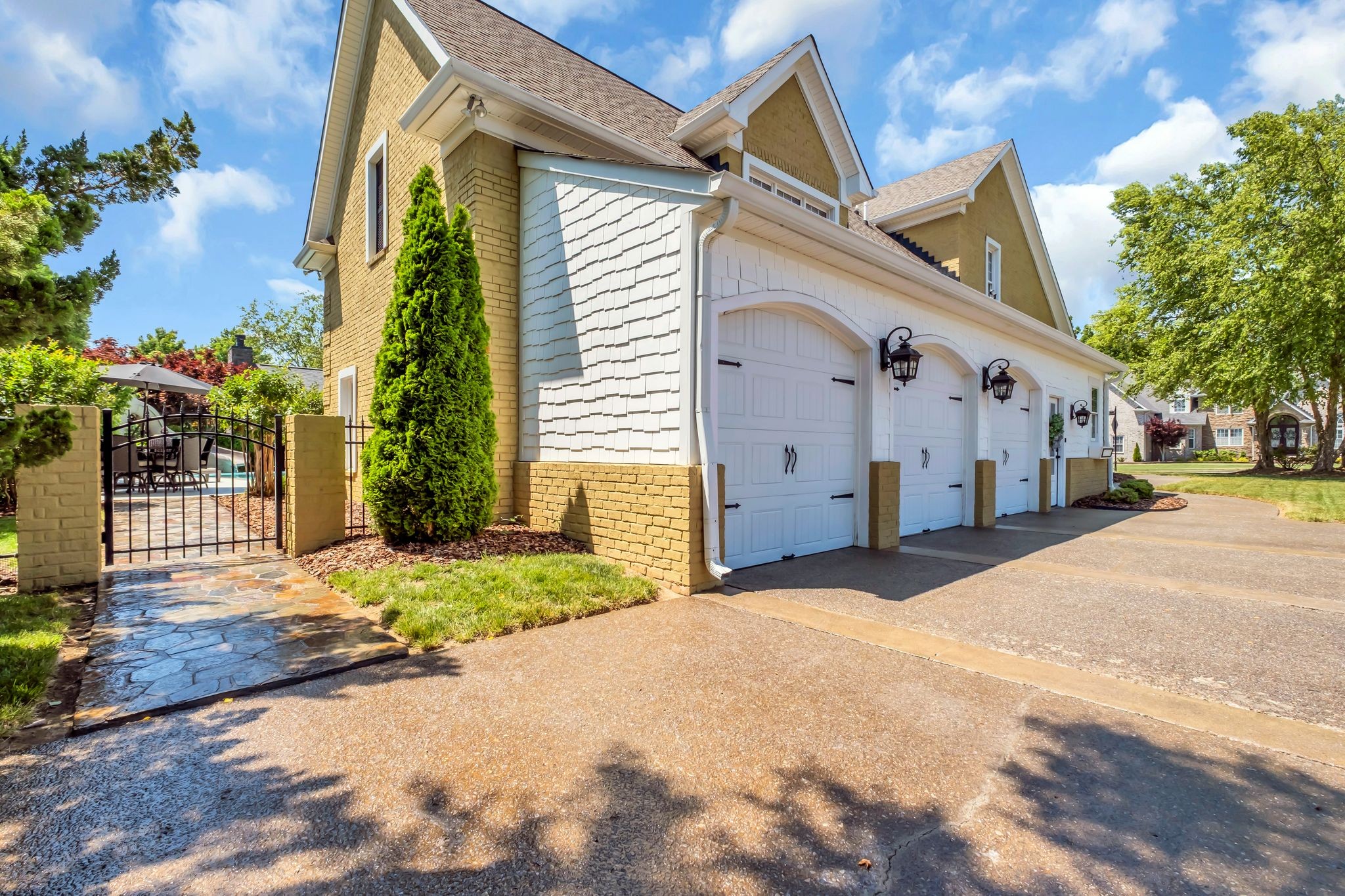 1011 Harlequin Boulevard Hendersonville TN 37075
