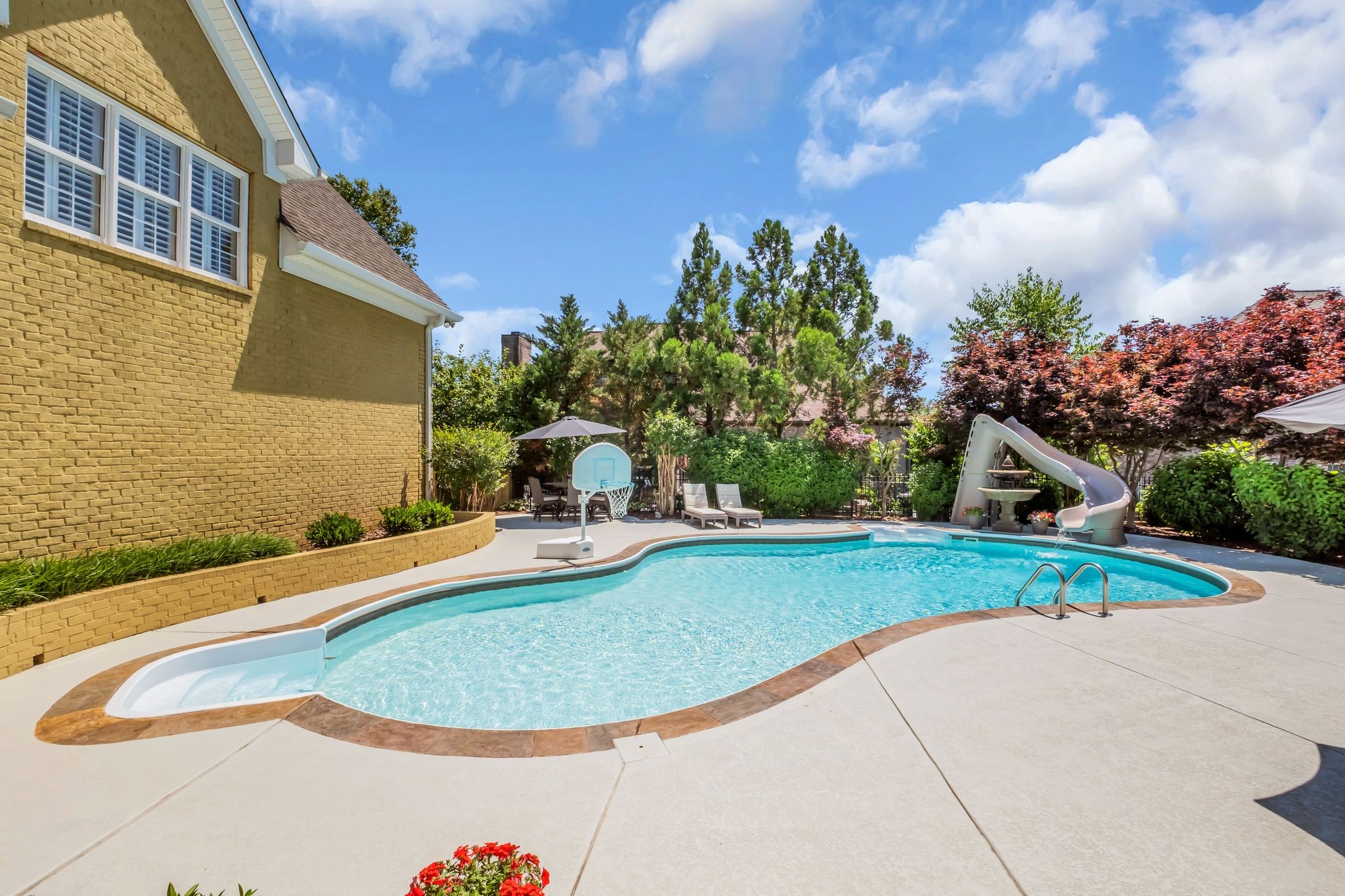 1011 Harlequin Boulevard Hendersonville TN 37075