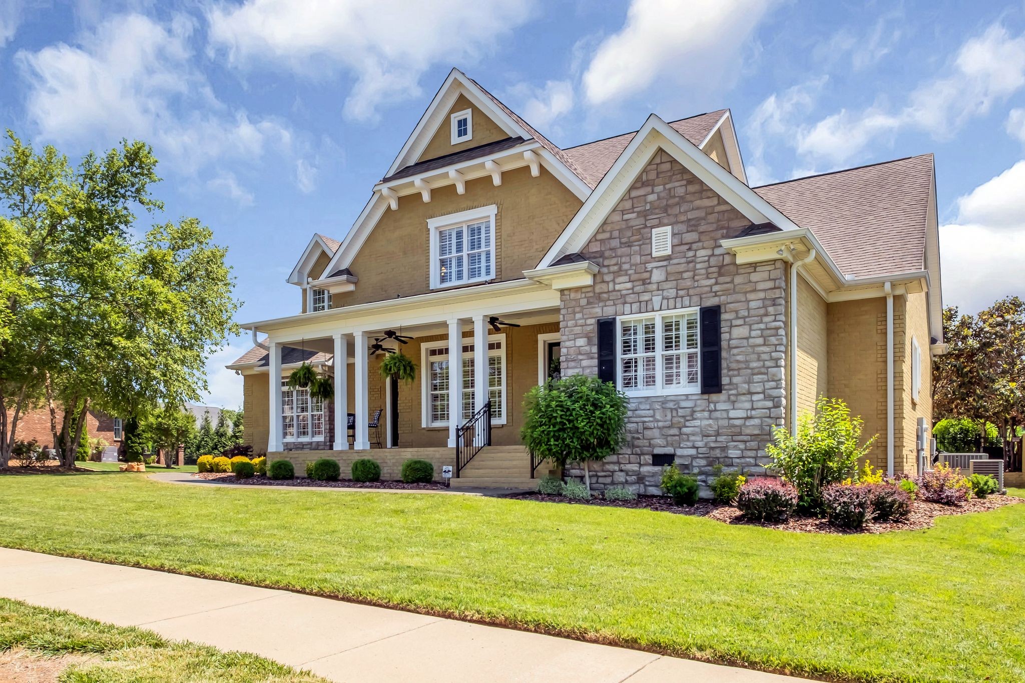 1011 Harlequin Boulevard Hendersonville TN 37075