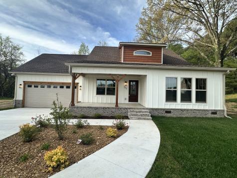 211 Majestic Drive Decherd TN 37324