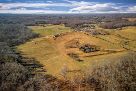 620 Roberts Cemetery Road Walling TN 38587