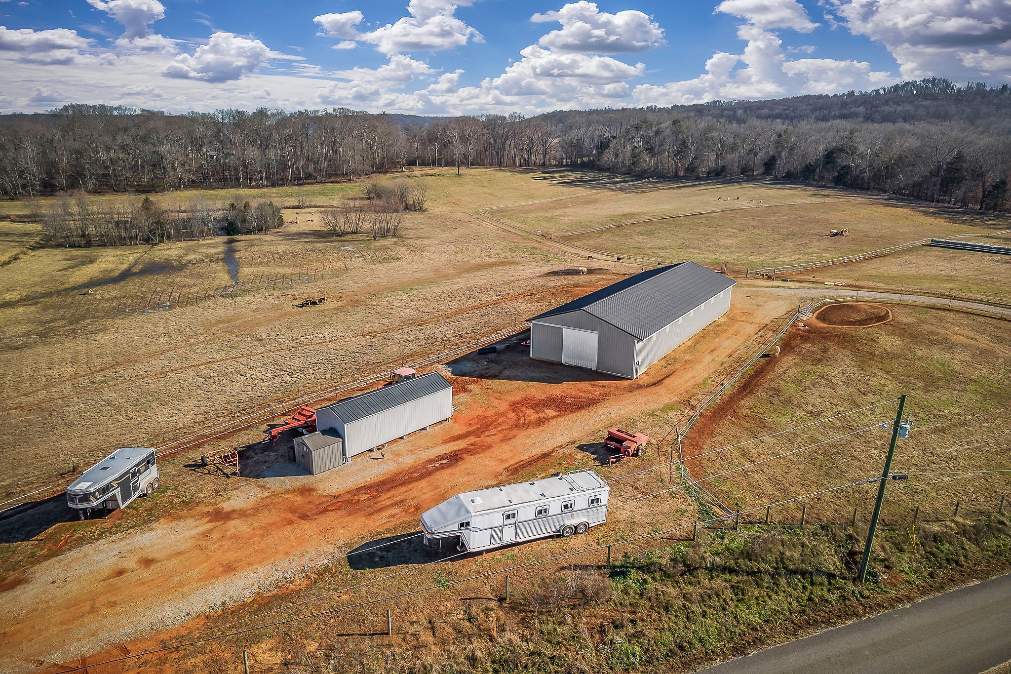 620 Roberts Cemetery Road Walling TN 38587
