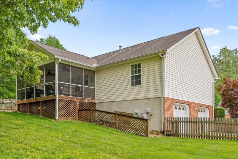 10155 Bear Trail Drive Soddy Daisy TN 37379