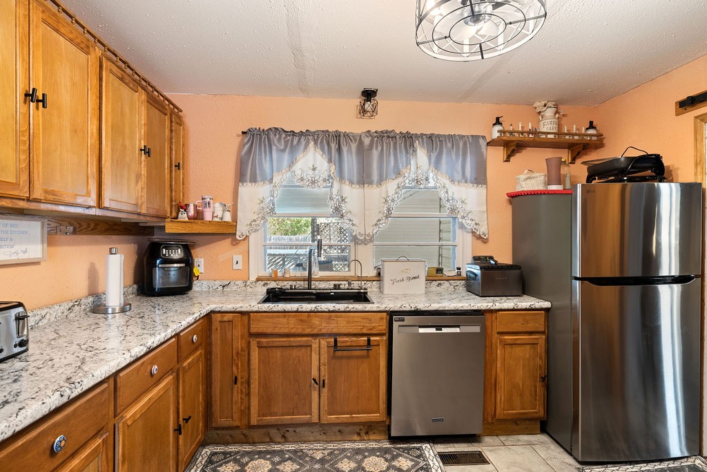 218 Admiral Circle Lawrenceburg TN 38464