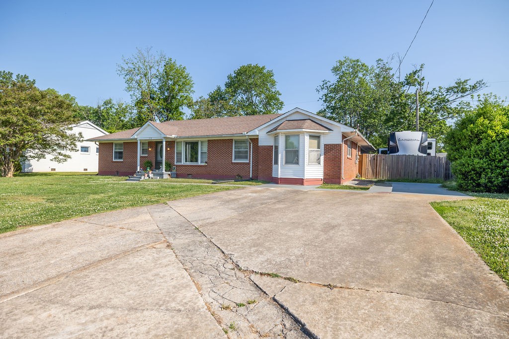 218 Admiral Circle Lawrenceburg TN 38464