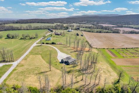 224 Murray Road Belvidere TN 37306