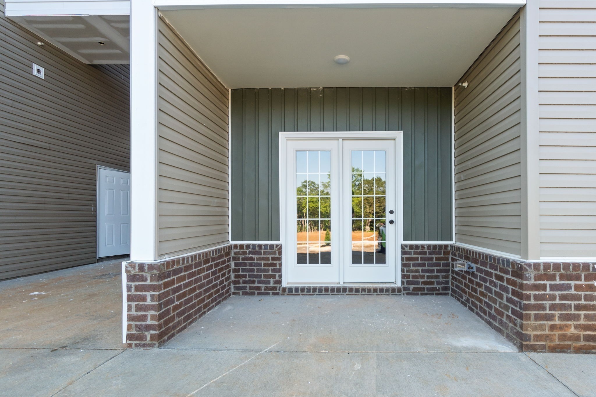 229 E Johnson Circle Clarksville TN 37040