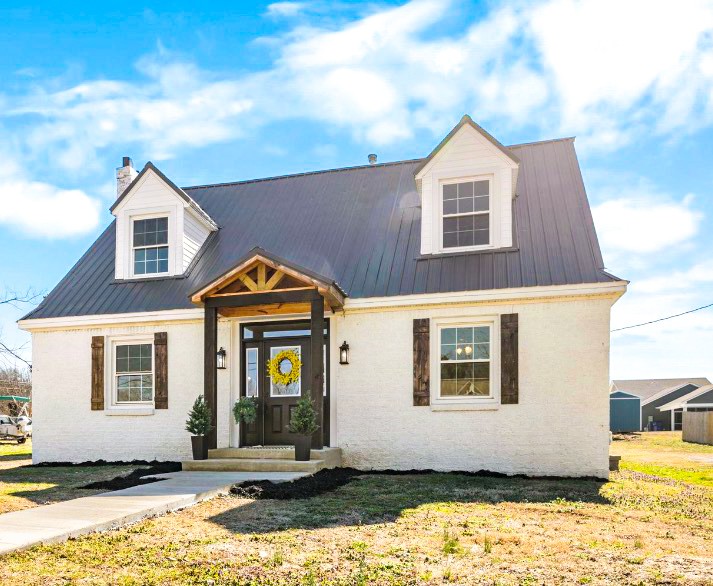 228 E Maple Street Dresden TN 38225