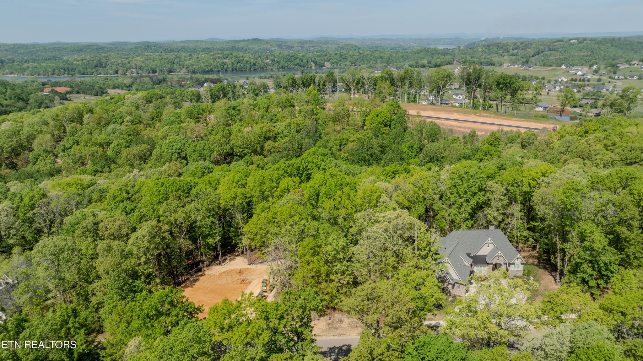 2085 Old Dogwood Trail Loudon TN 37774