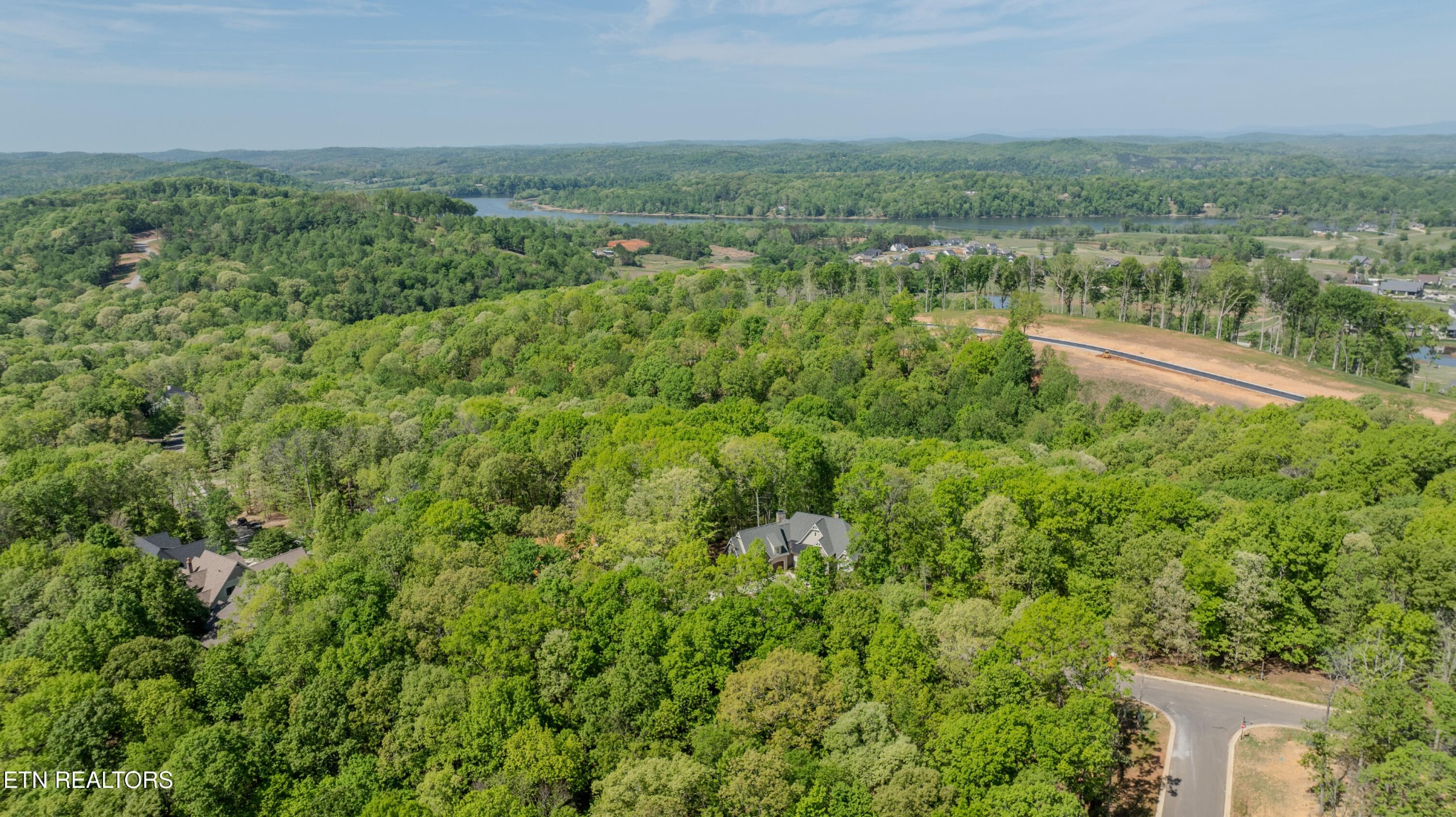 2085 Old Dogwood Trail Loudon TN 37774