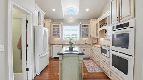 102 Highpoint Boulevard Tullahoma TN 37388