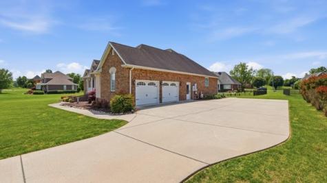 102 Highpoint Boulevard Tullahoma TN 37388