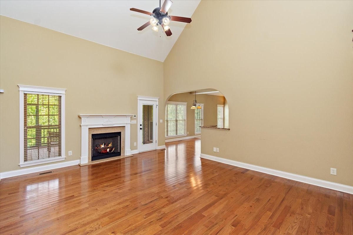 2497 Settlers Trace Clarksville TN 37043