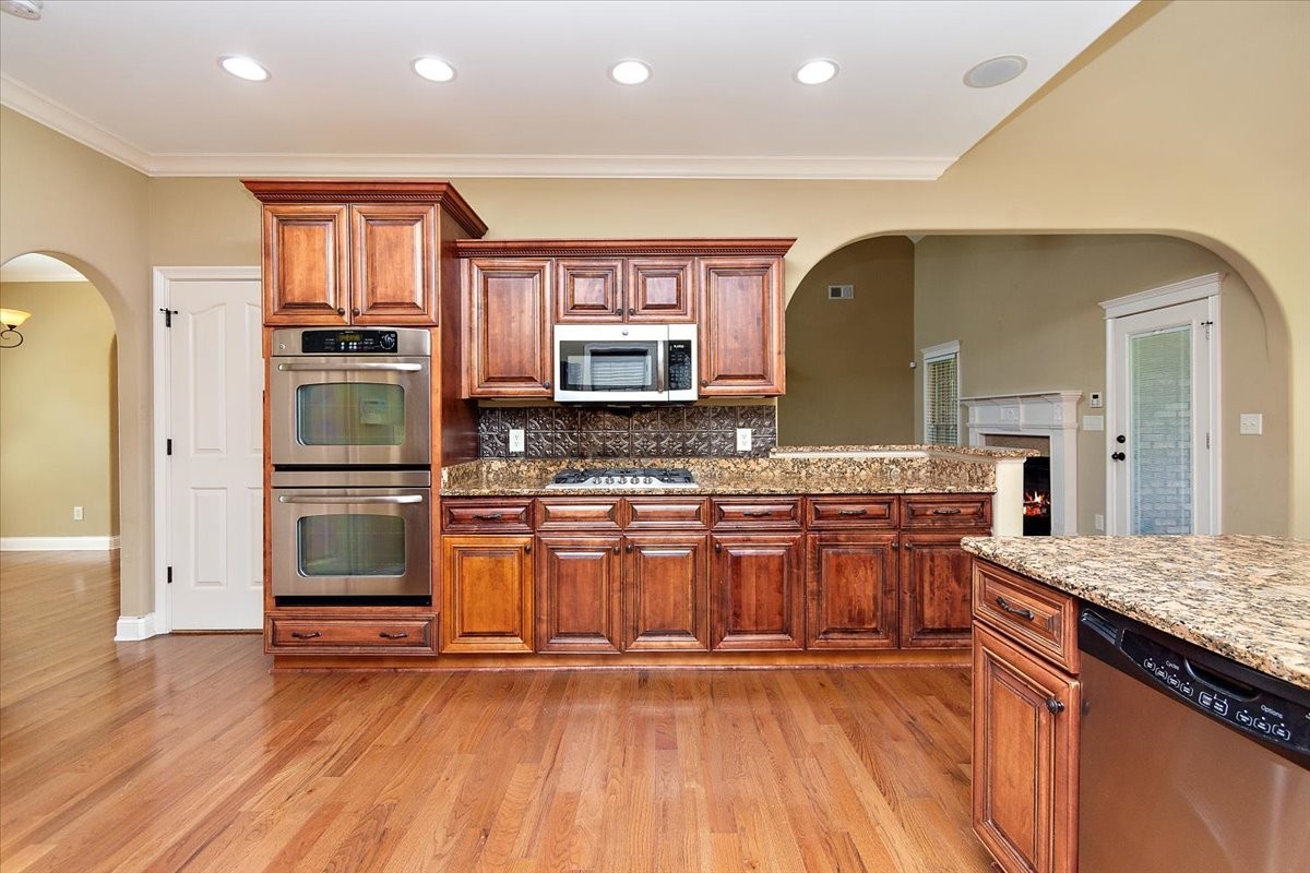 2497 Settlers Trace Clarksville TN 37043