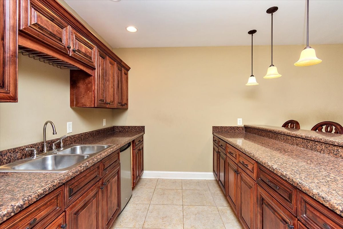 2497 Settlers Trace Clarksville TN 37043