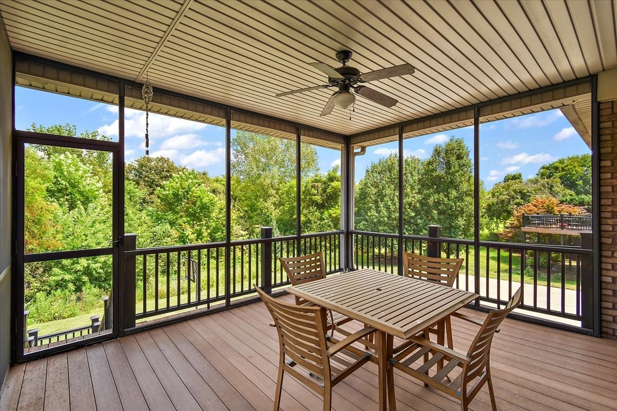 2497 Settlers Trace Clarksville TN 37043