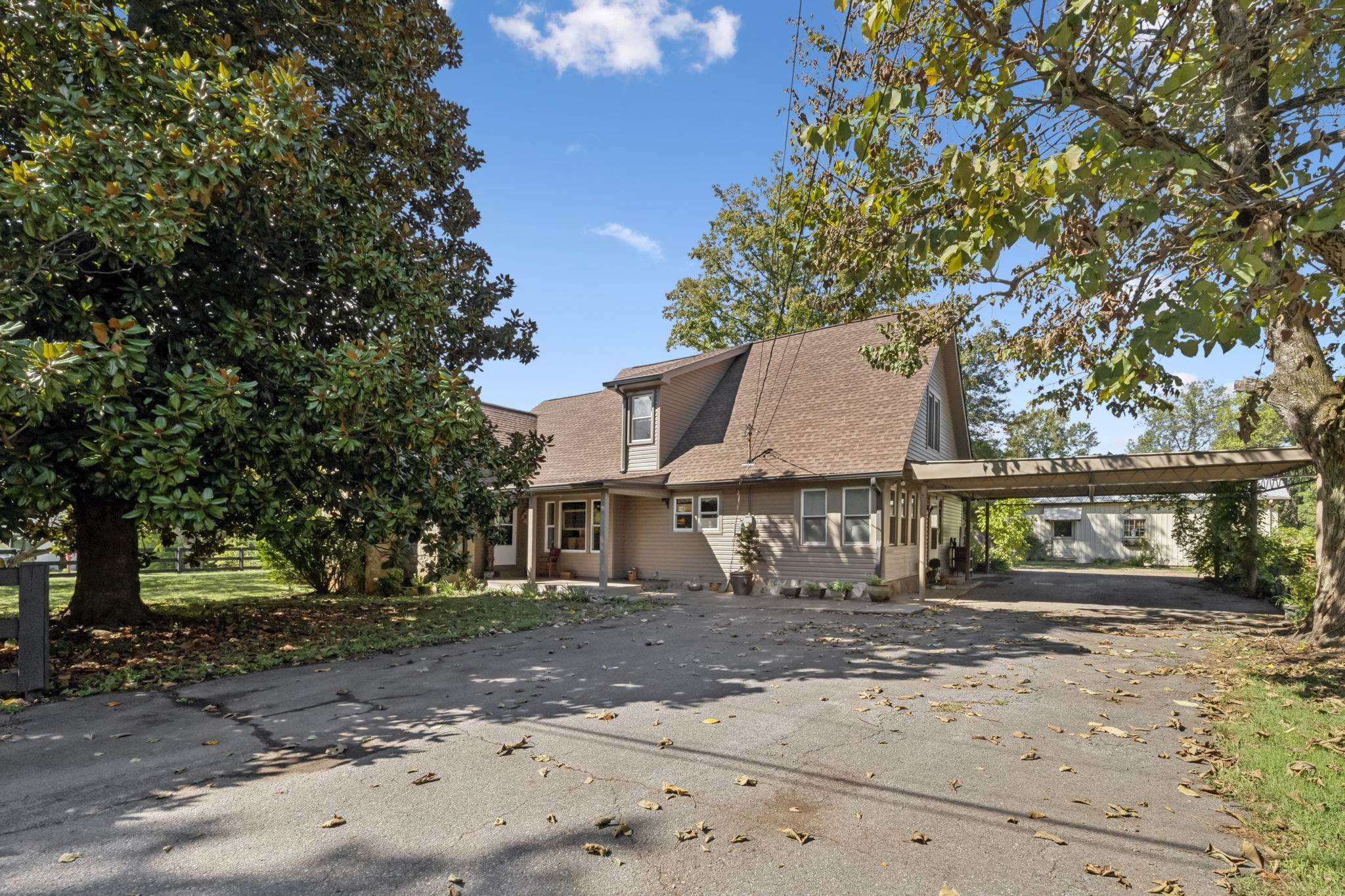 701 Hafner Road Charlotte TN 37036