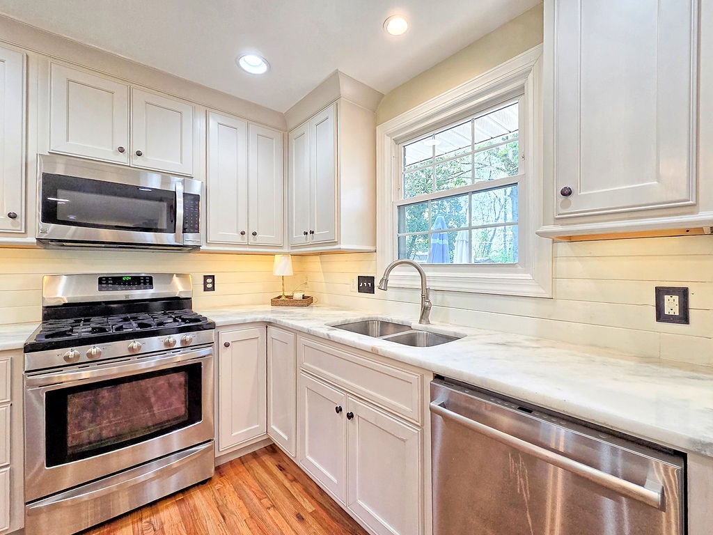 1008 Rolling Fields Circle Columbia TN 38401