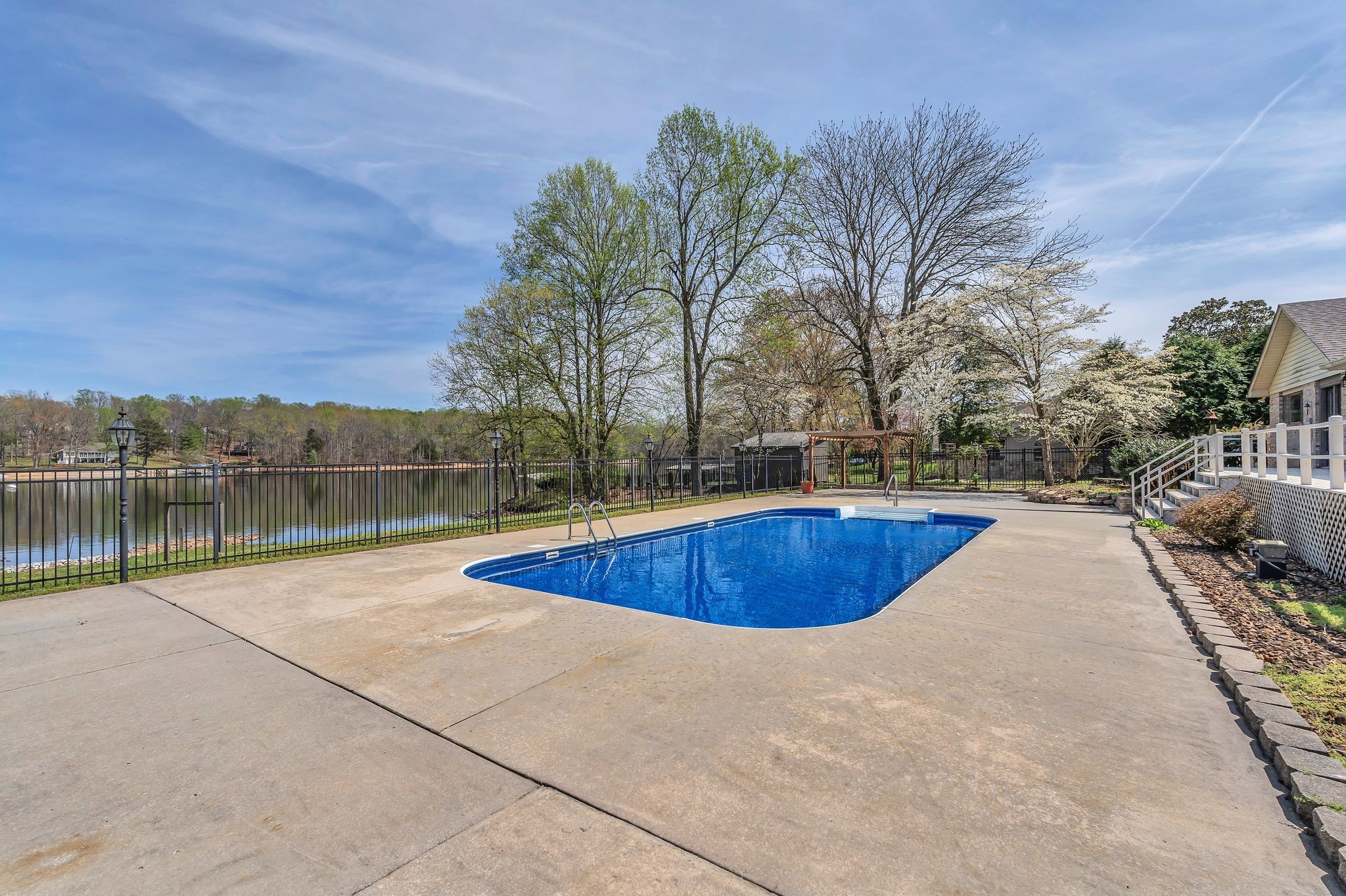 423 Shasteen Bend Drive Winchester TN 37398