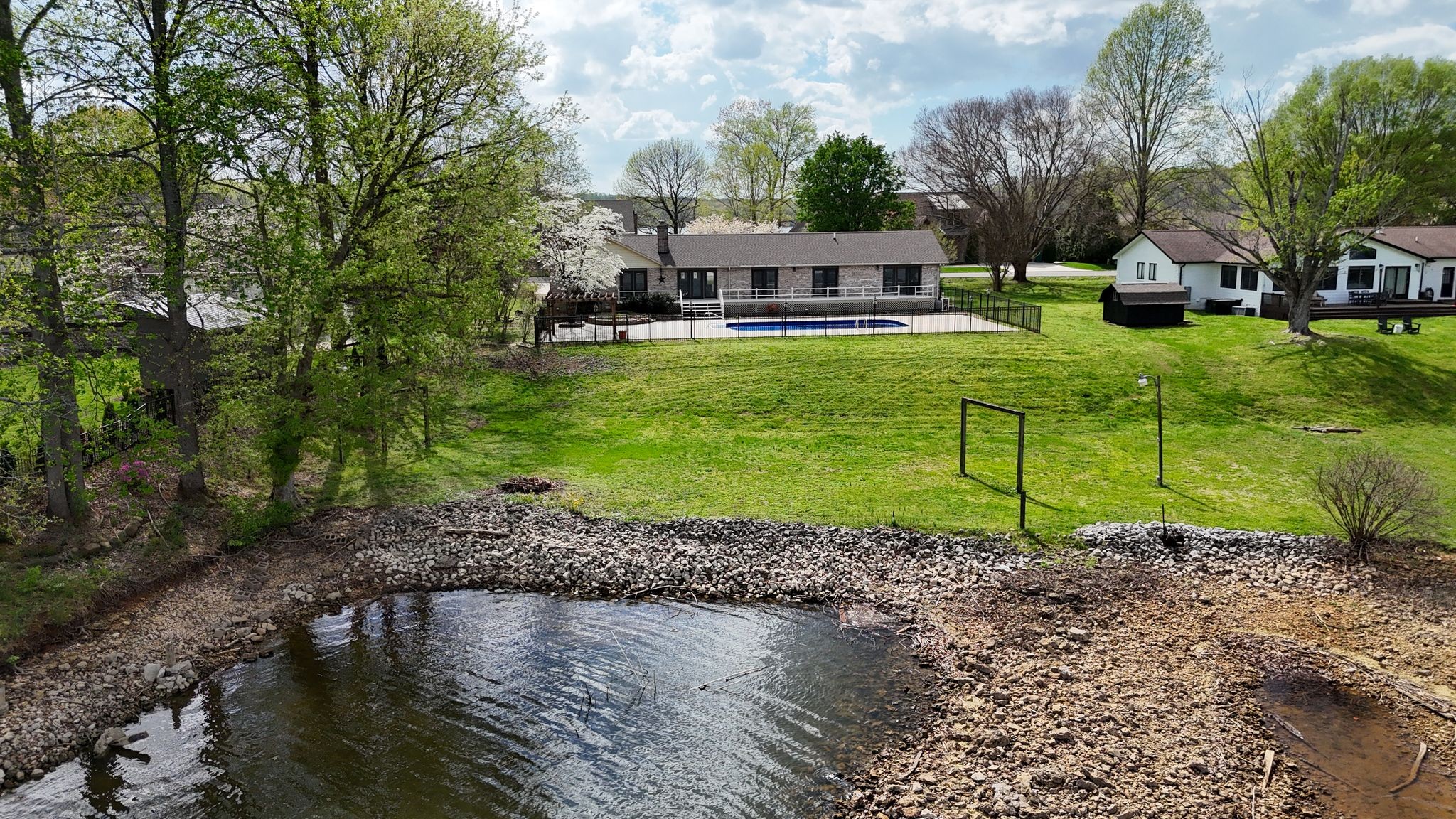 423 Shasteen Bend Drive Winchester TN 37398