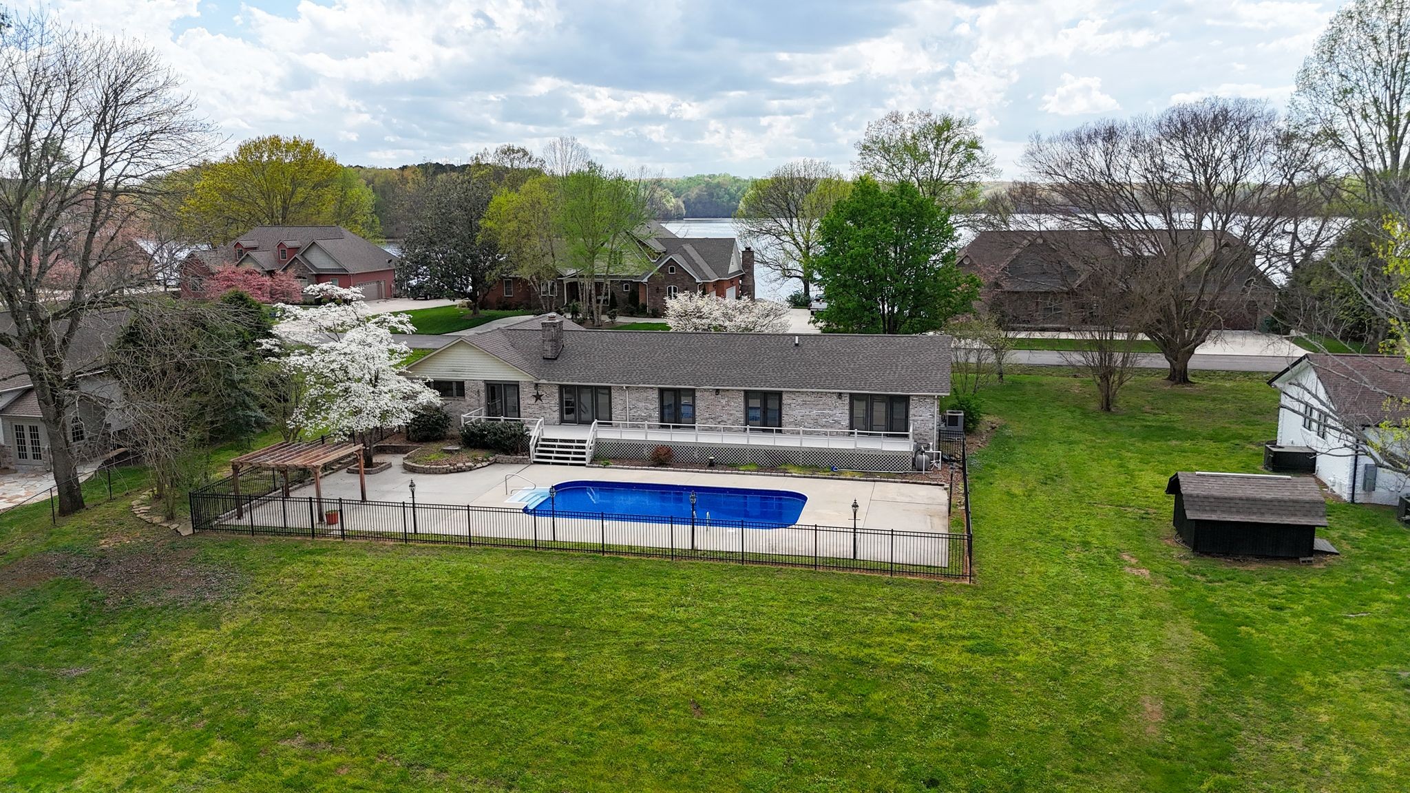423 Shasteen Bend Drive Winchester TN 37398