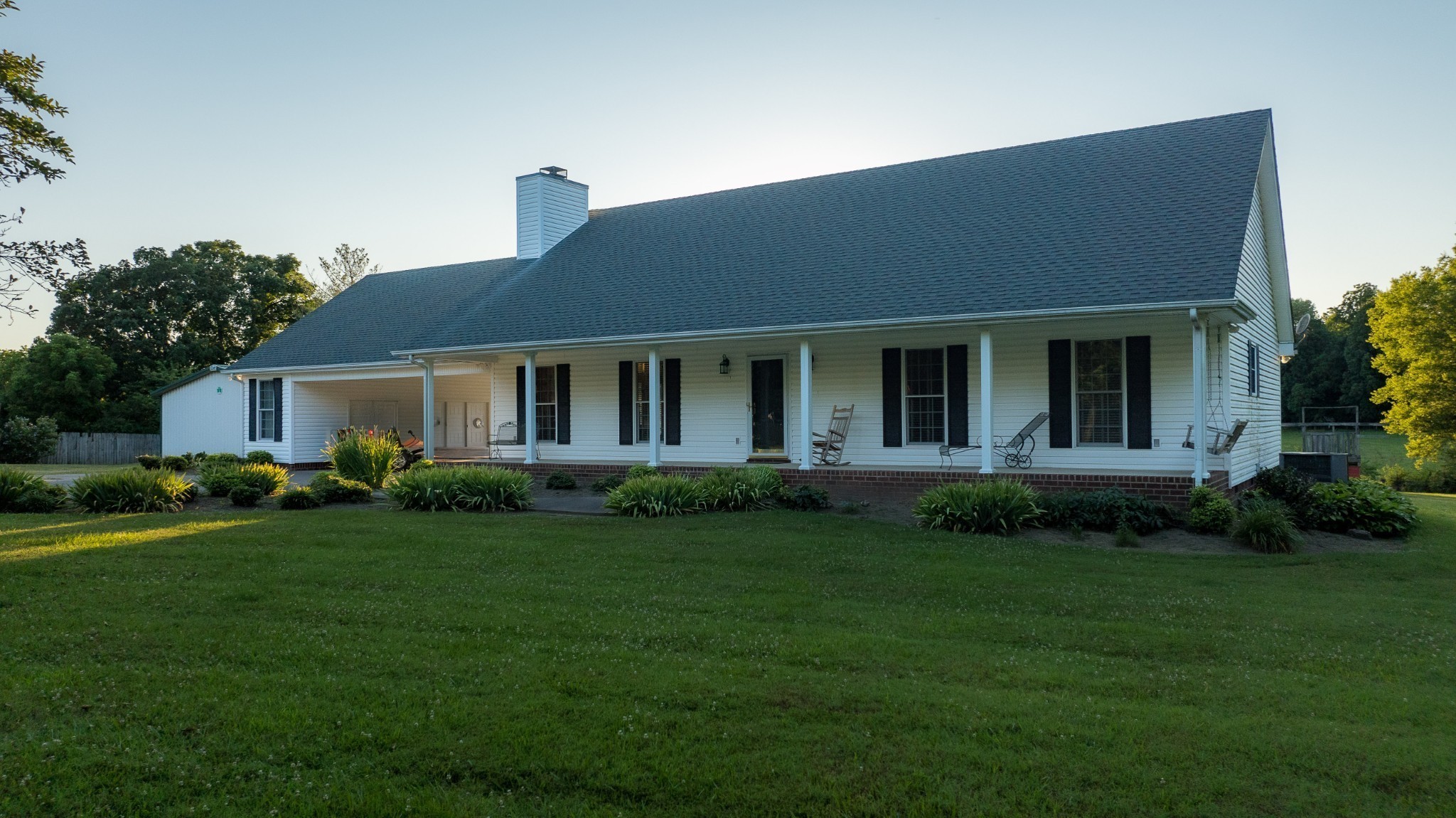 1462 Highway 48, S Dickson TN 37055