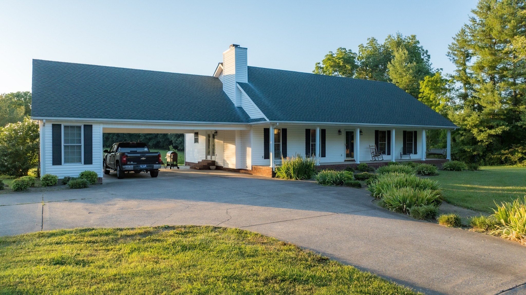 1462 Highway 48, S Dickson TN 37055