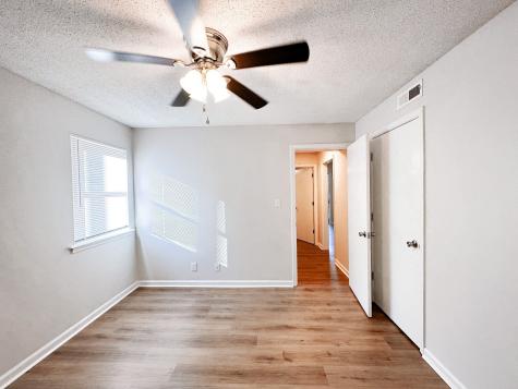 470 Martha Lane Clarksville TN 37043