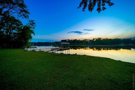 1096 Lock 4 Road Gallatin TN 37066