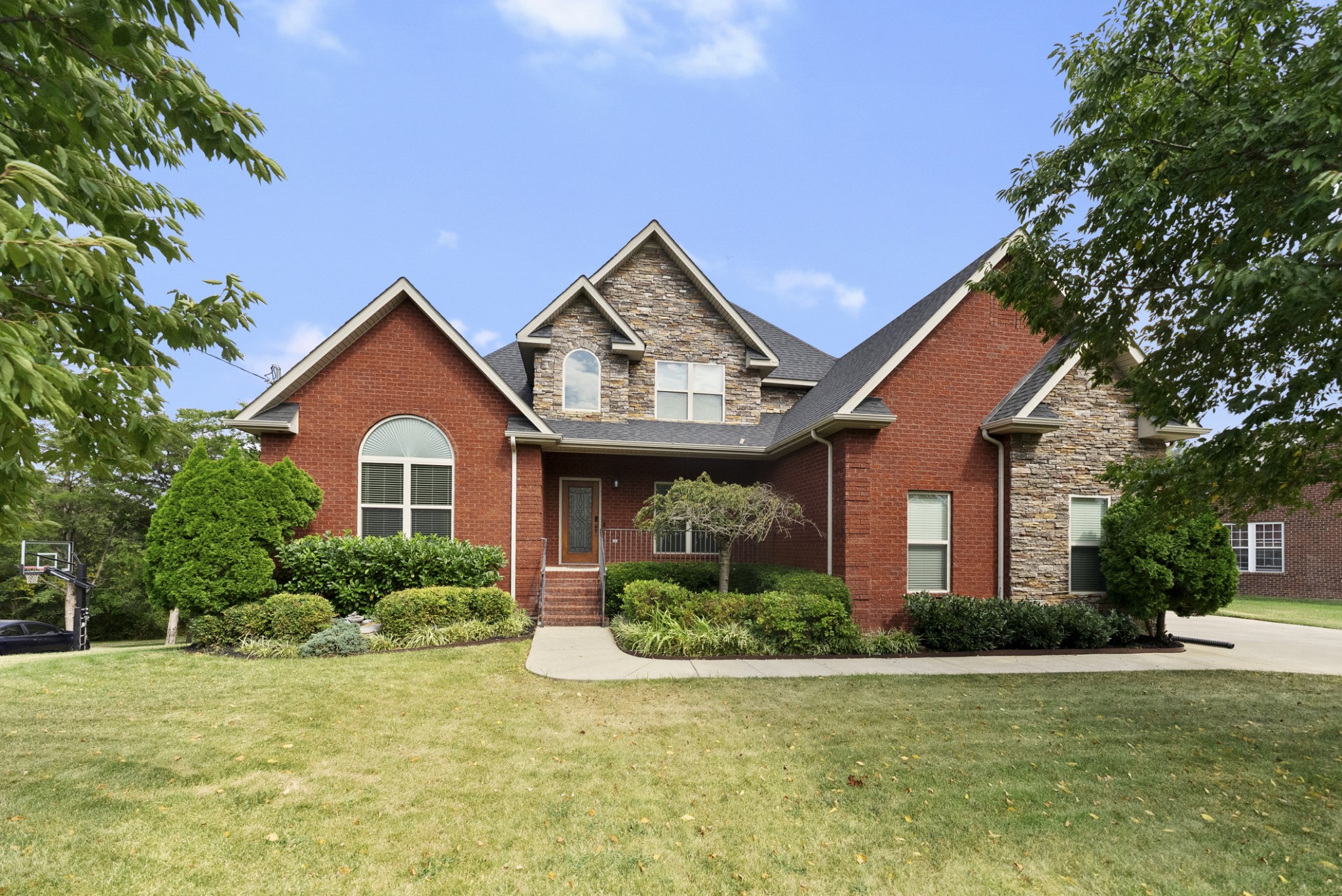 8054 Vineyard Lane La Vergne TN 37086