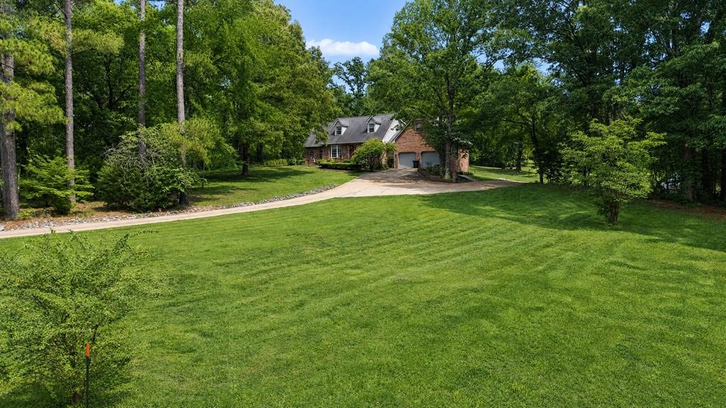 2307 Hamlin Drive Paris TN 38242