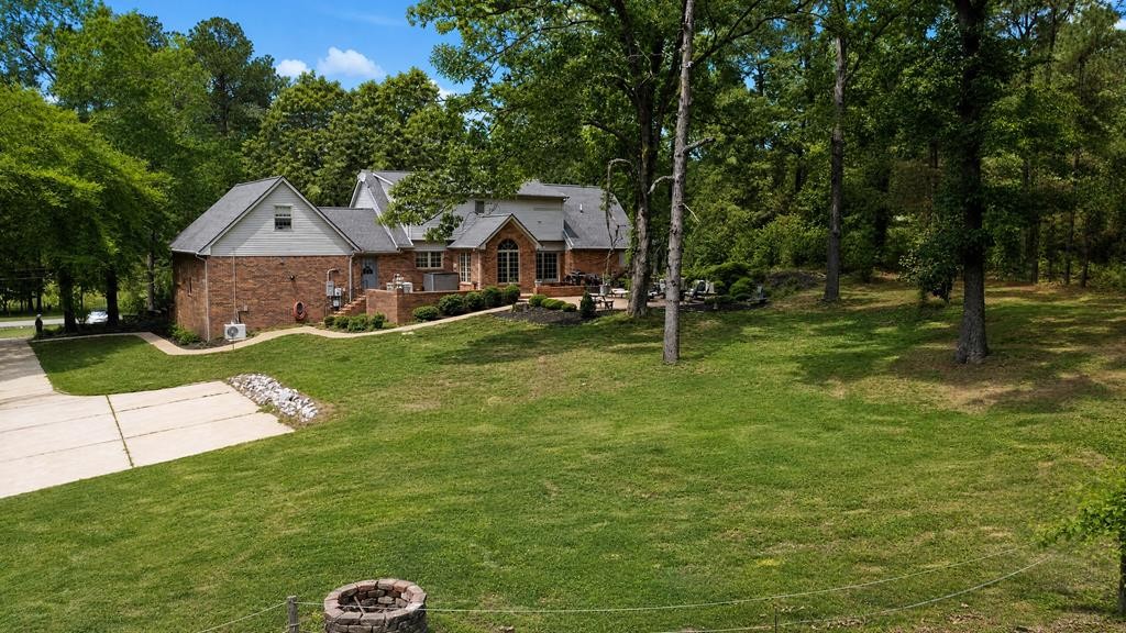 2307 Hamlin Drive Paris TN 38242