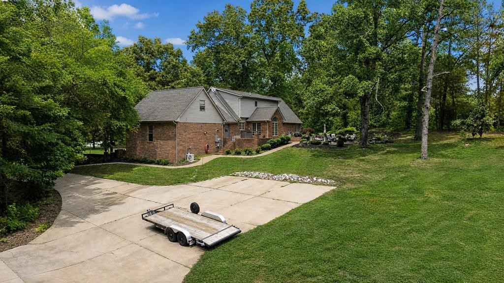 2307 Hamlin Drive Paris TN 38242