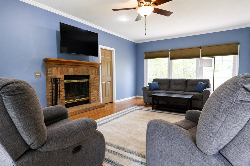 2307 Hamlin Drive Paris TN 38242