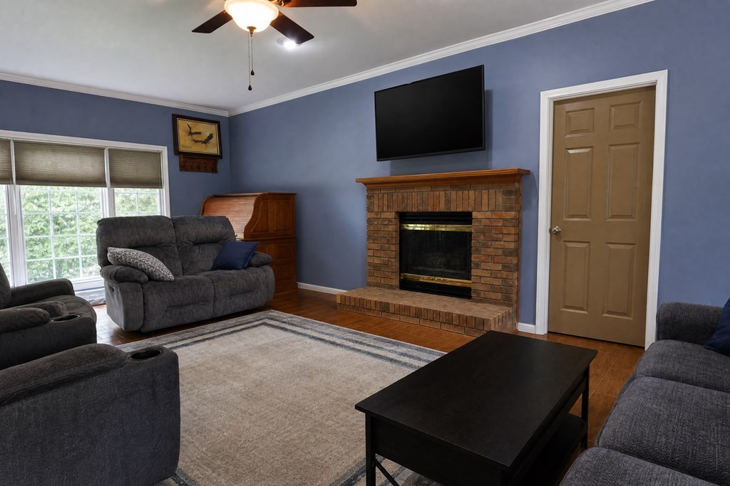 2307 Hamlin Drive Paris TN 38242