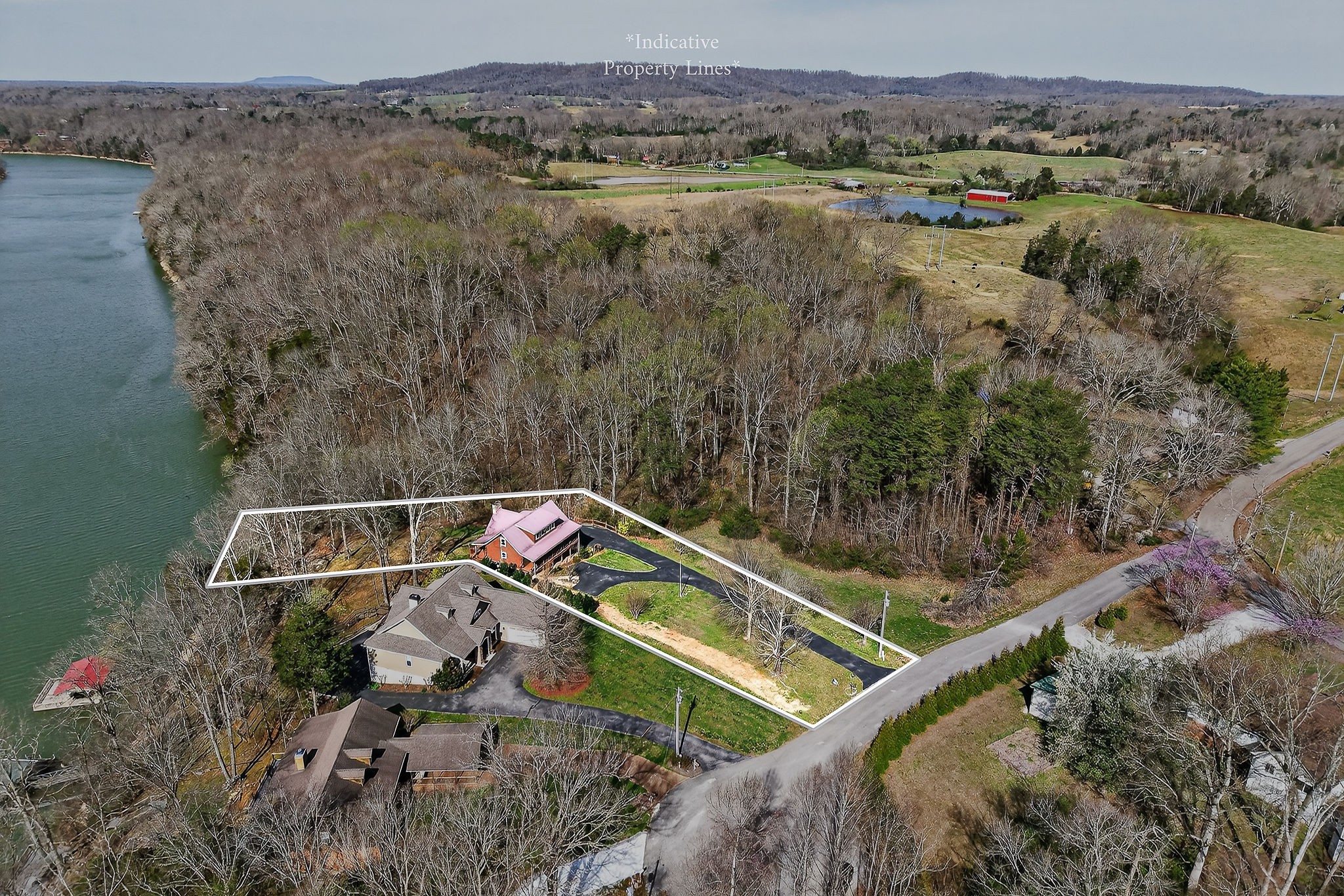 142 Rayahs Way Quebeck TN 38579