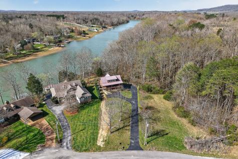 142 Rayahs Way Quebeck TN 38579
