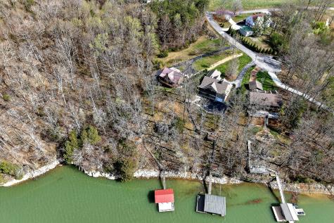 142 Rayahs Way Quebeck TN 38579