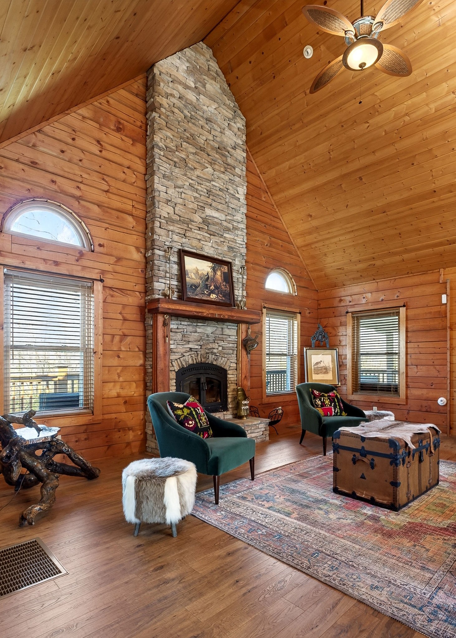142 Rayahs Way Quebeck TN 38579