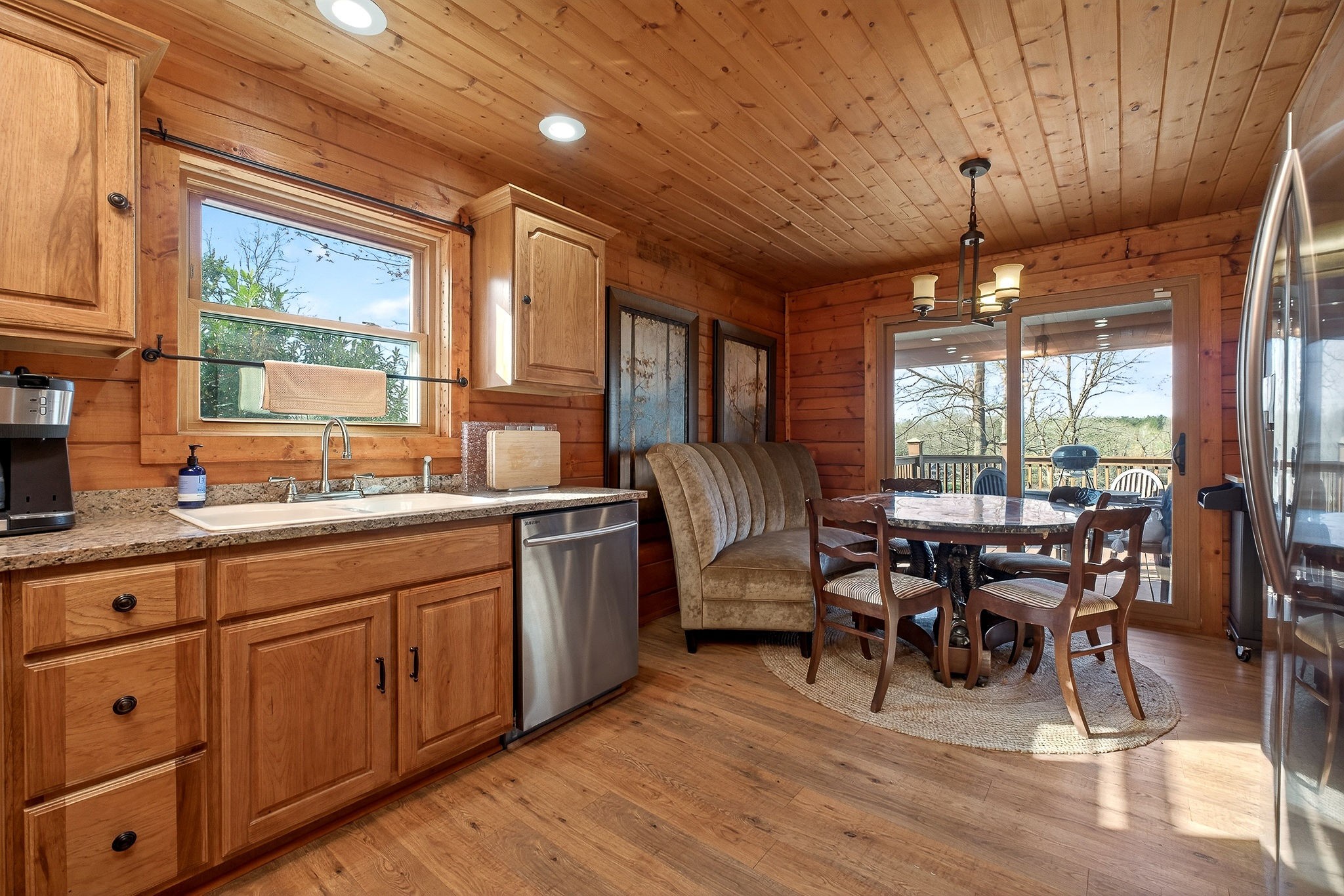 142 Rayahs Way Quebeck TN 38579
