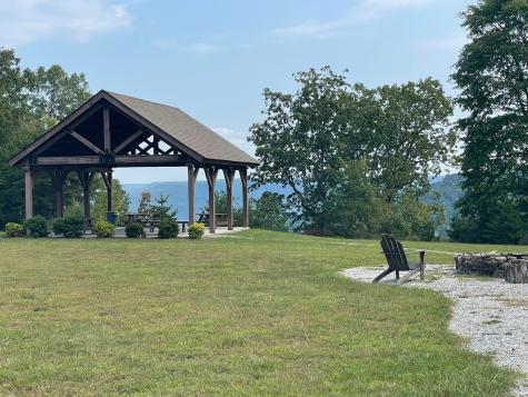 1863 Lake Louisa Loop Monteagle TN 37356