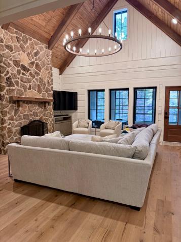 1863 Lake Louisa Loop Monteagle TN 37356