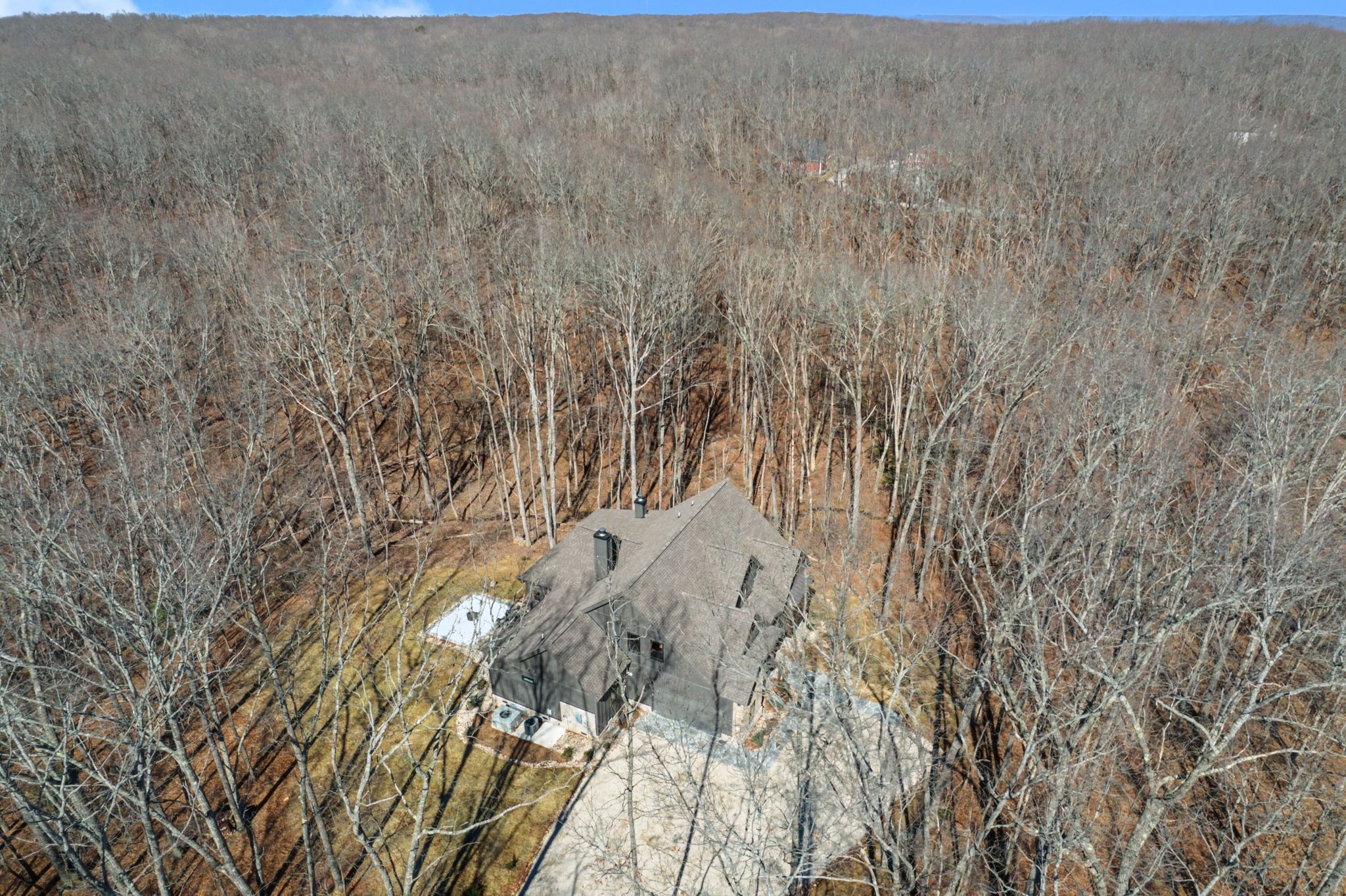 1863 Lake Louisa Loop Monteagle TN 37356