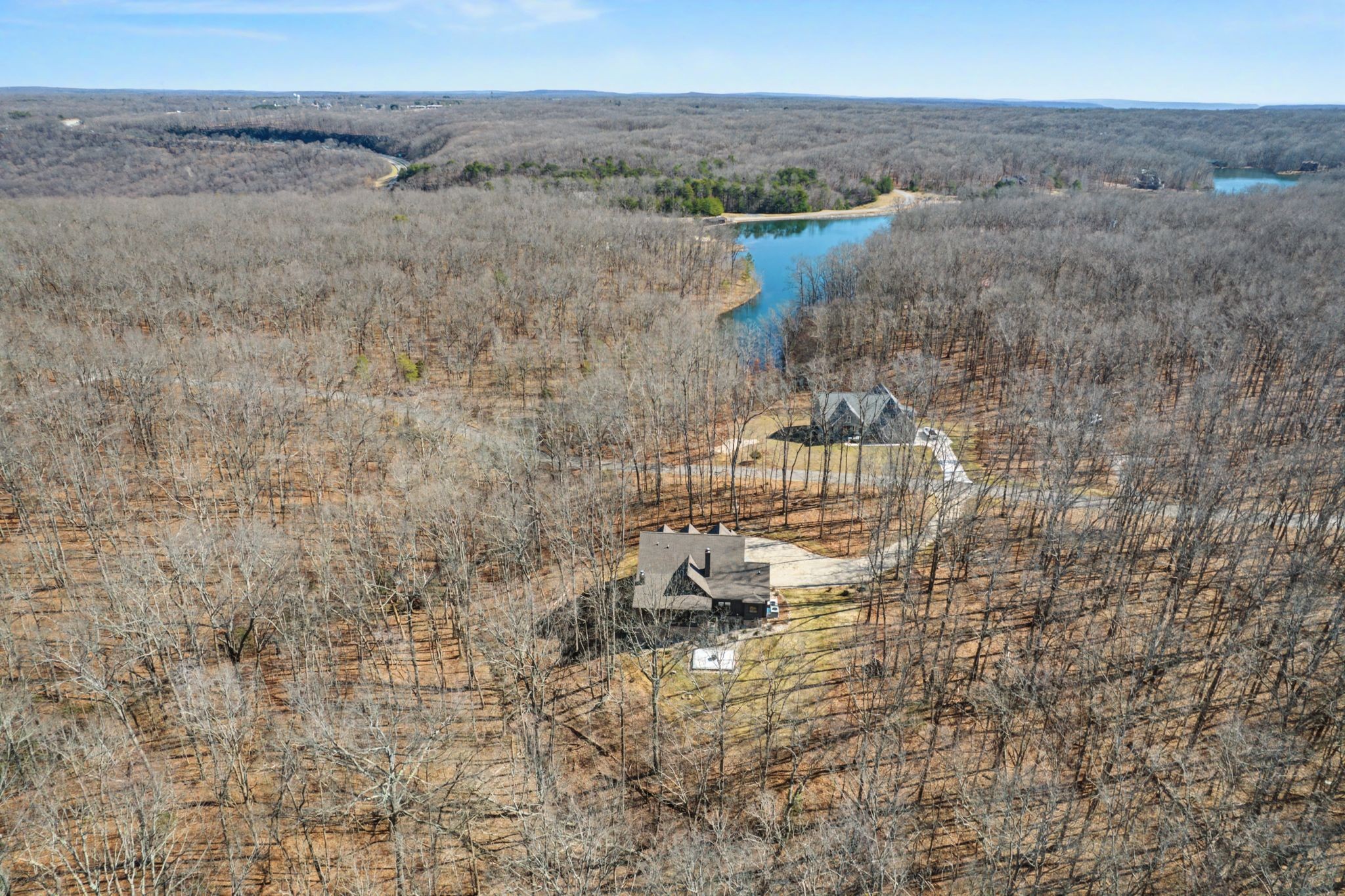 1863 Lake Louisa Loop Monteagle TN 37356