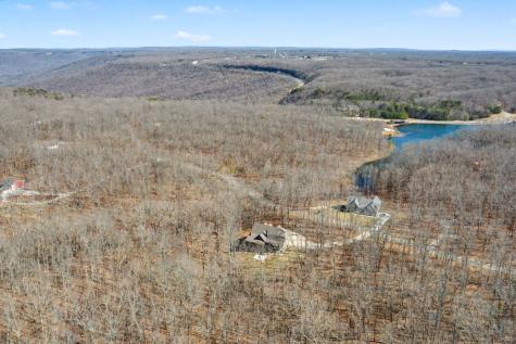 1863 Lake Louisa Loop Monteagle TN 37356